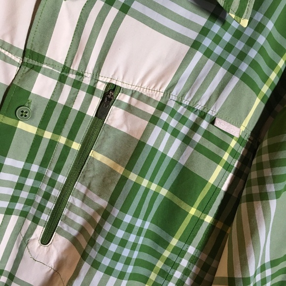 Columbia sportswear Company Plaid Fishing Shirt - Picture 4 of 11